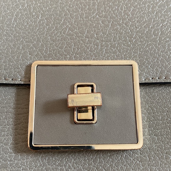 Grey crossbody - Picture 3 of 4